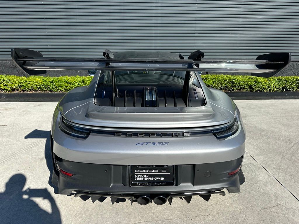 Thumbnail: 2025 Porsche 911 - 11