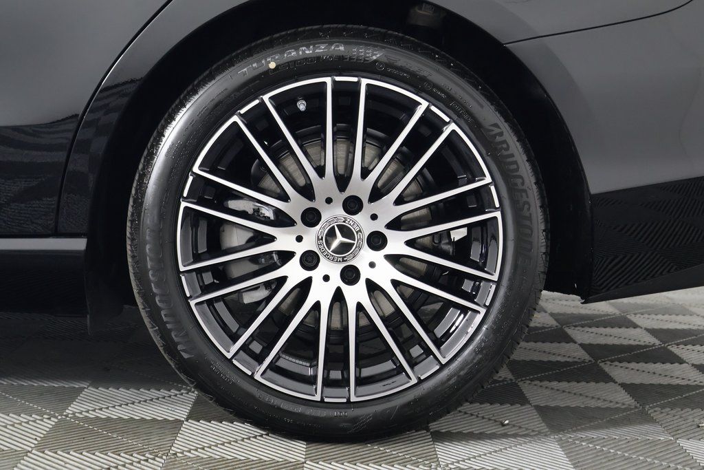 Thumbnail: 2026 Mercedes-Benz C-Class - 10