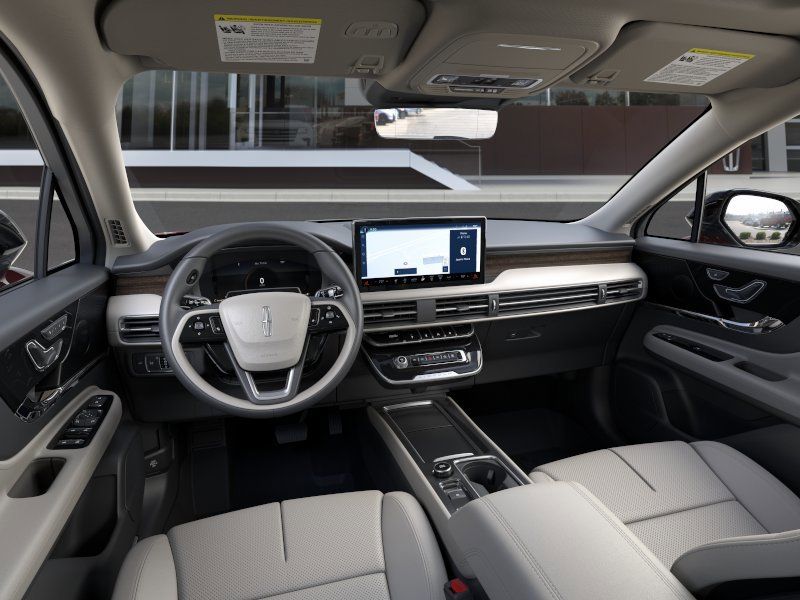 New 2026 Red Carpet Metallic Tinted Clearcoat Lincoln Reserve image 9