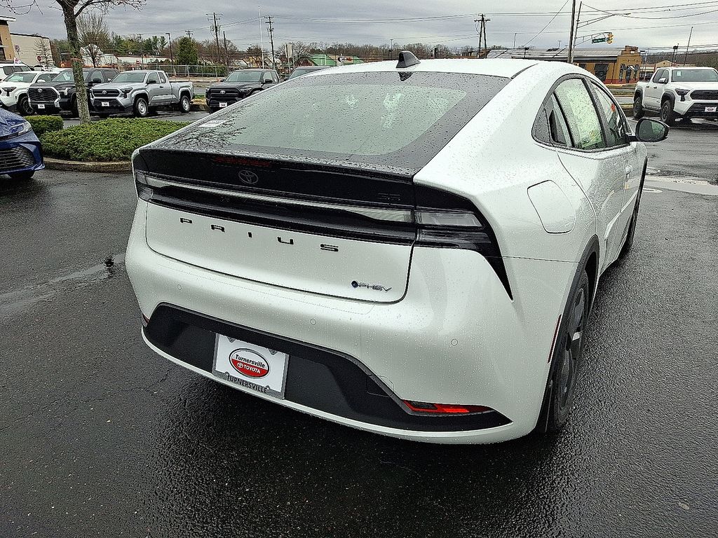 Thumbnail: 2026 Toyota Prius - 4