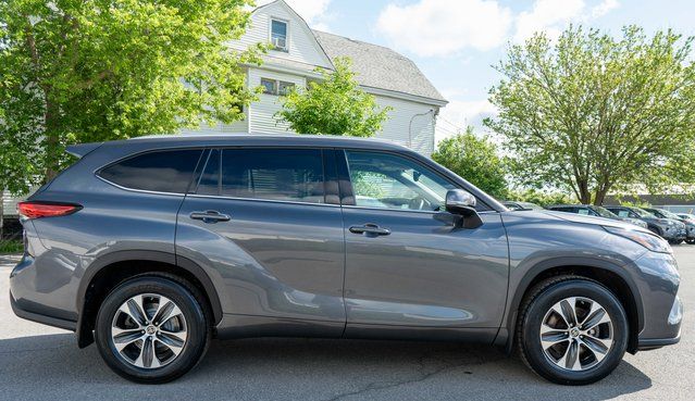2022 Toyota Highlander XLE Gray at Auto Express Mitsubishi