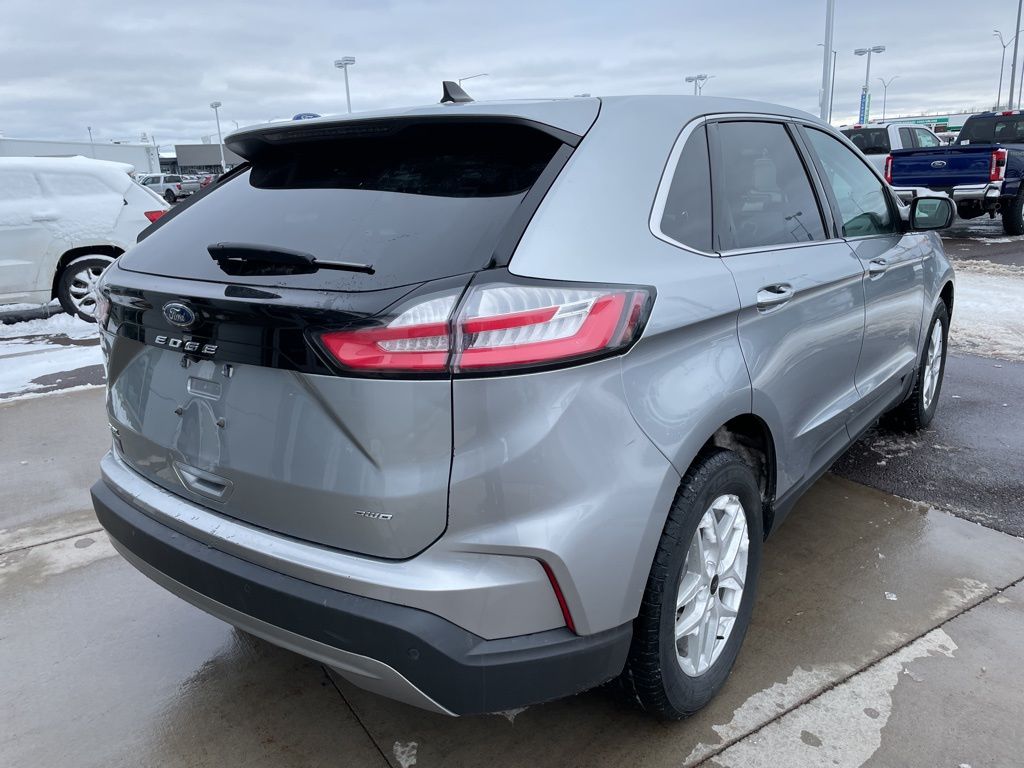 Certified Used 2023 Silver Ford SEL image 7