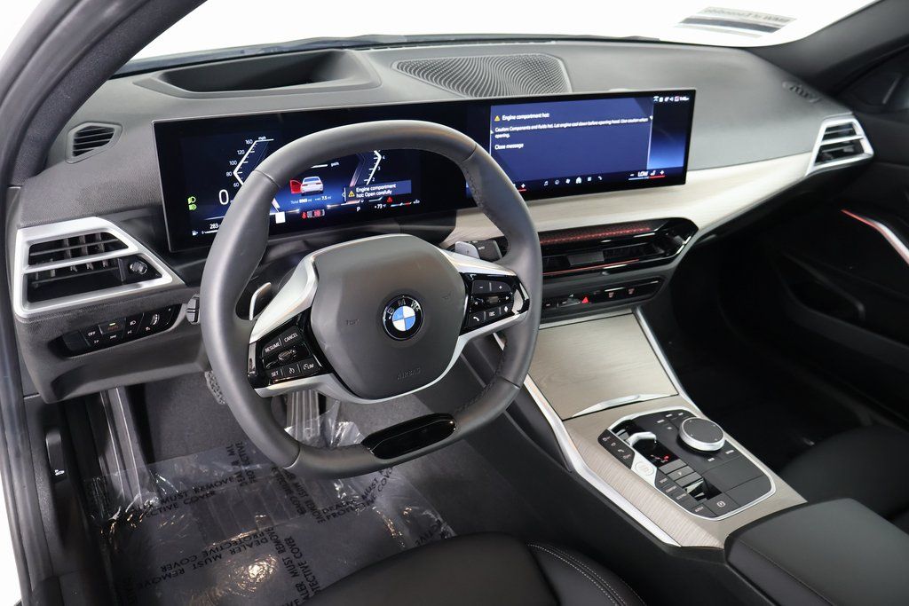 Thumbnail: 2025 BMW 3 Series - 7