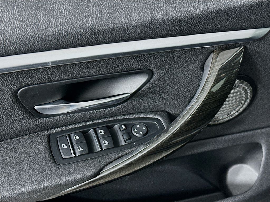 Thumbnail: 2019 BMW 4 Series - 18