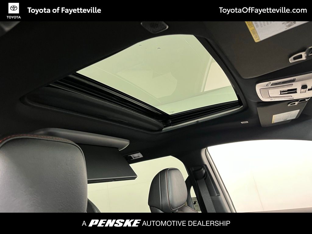 2025 Toyota Sienna XSE 6