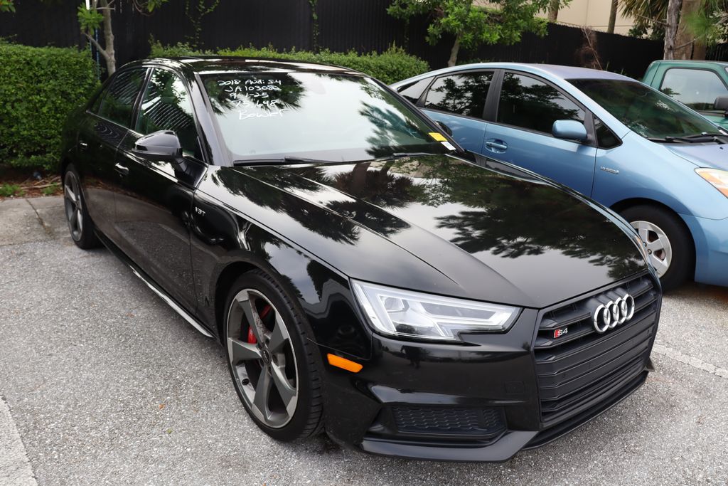 Thumbnail: 2018 Audi S4 - 6