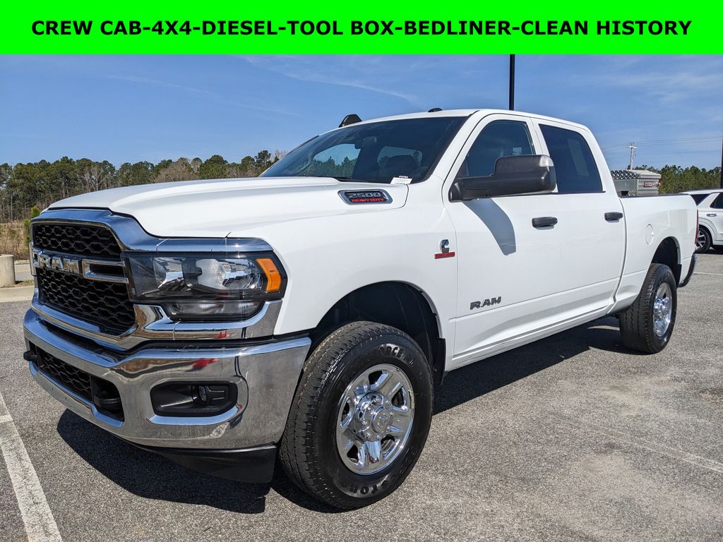 2022 RAM 2500 Tradesman Crew Cab 4WD