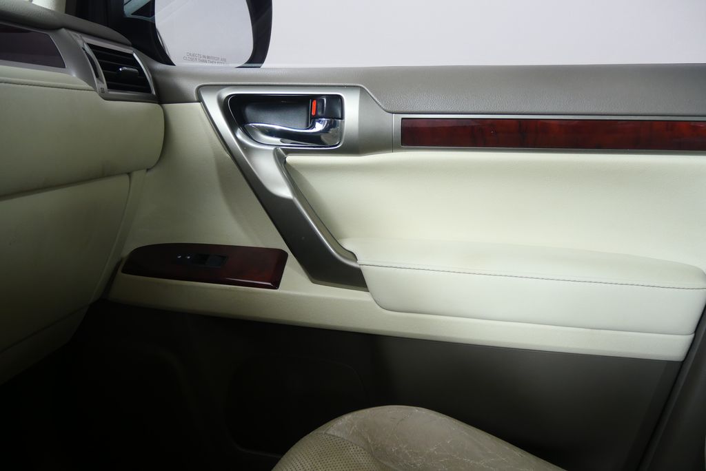 Thumbnail: 2010 Lexus GX - 28