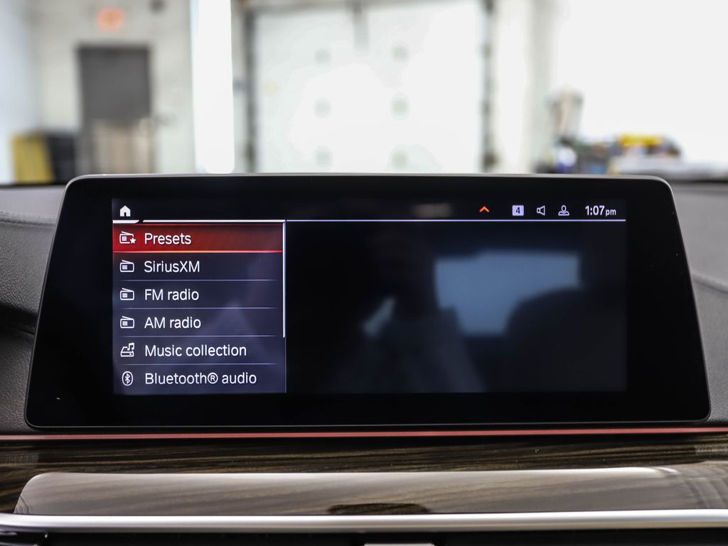 Thumbnail: 2020 BMW 5 Series - 17