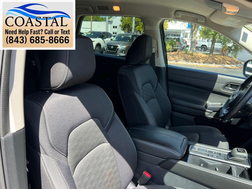 2024 Nissan Pathfinder SV Black at Lugoff Nissan
