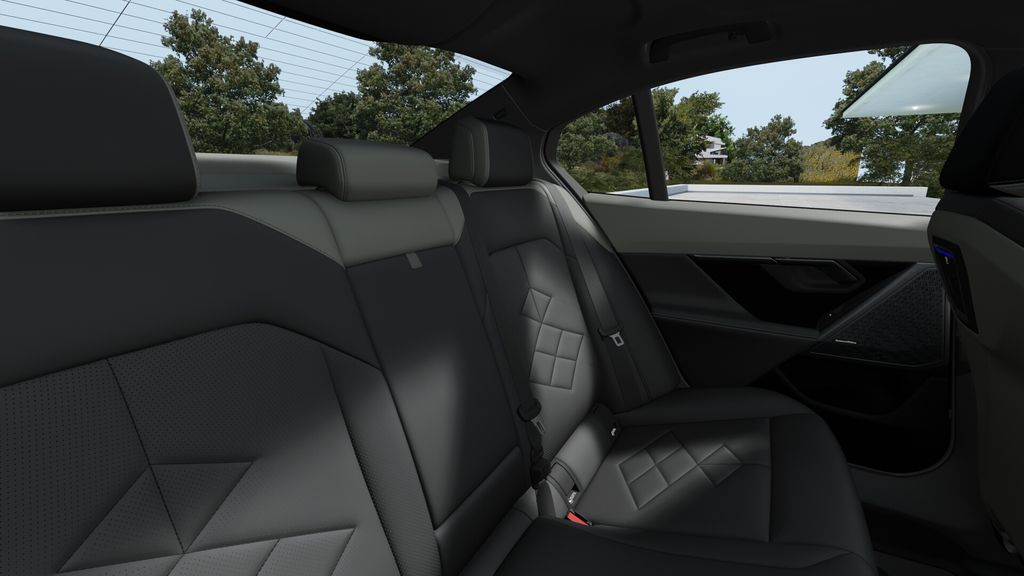 Thumbnail: 2026 BMW 5 Series - 12