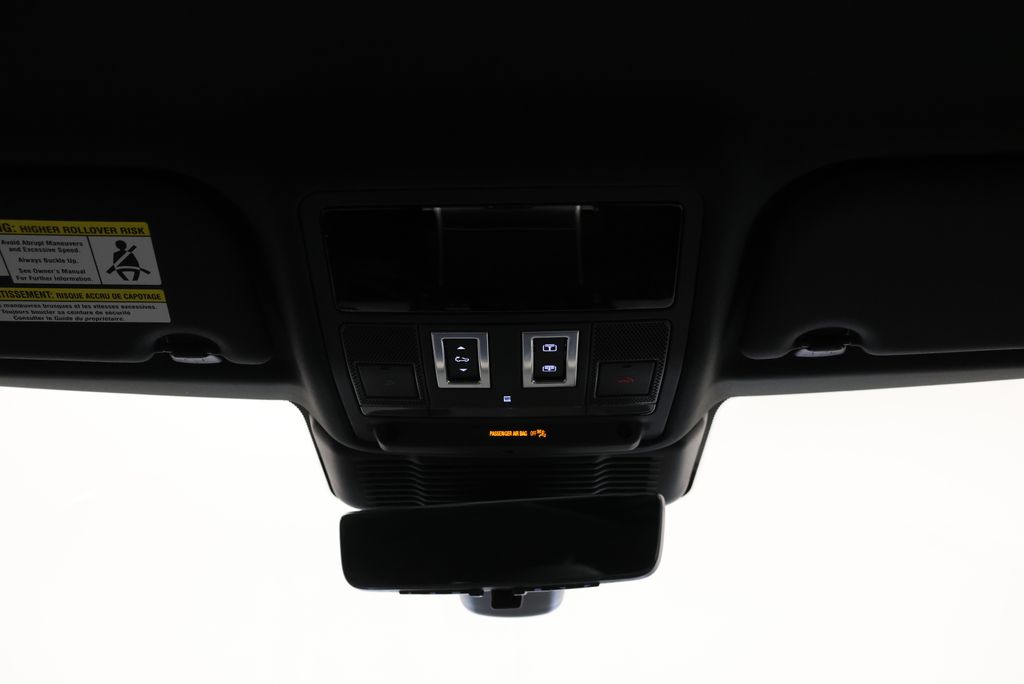 Thumbnail: 2026 Land Rover Range Rover Evoque - 14