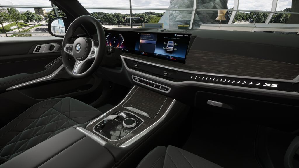 Thumbnail: 2026 BMW X5 - 14