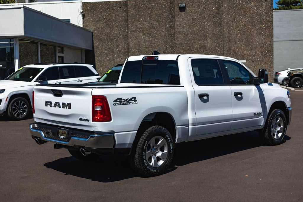 2026 Ram 1500 Tradesman thumbnail 8