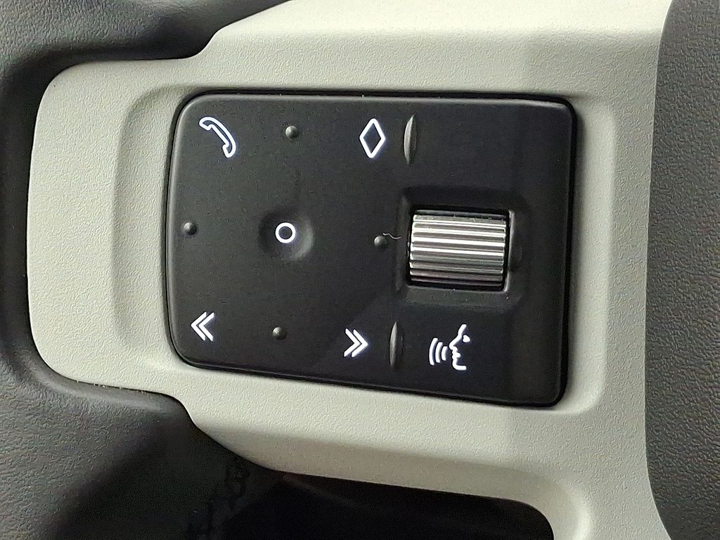 Thumbnail: 2023 Land Rover Defender - 22