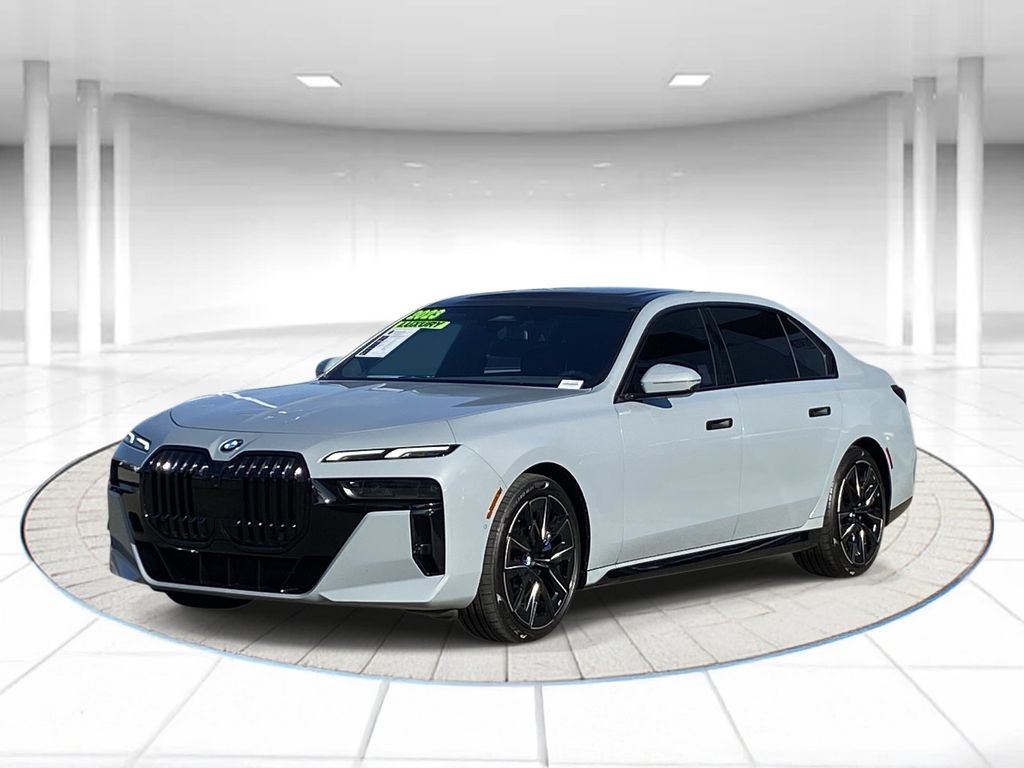 2023 BMW 7 Series 740i