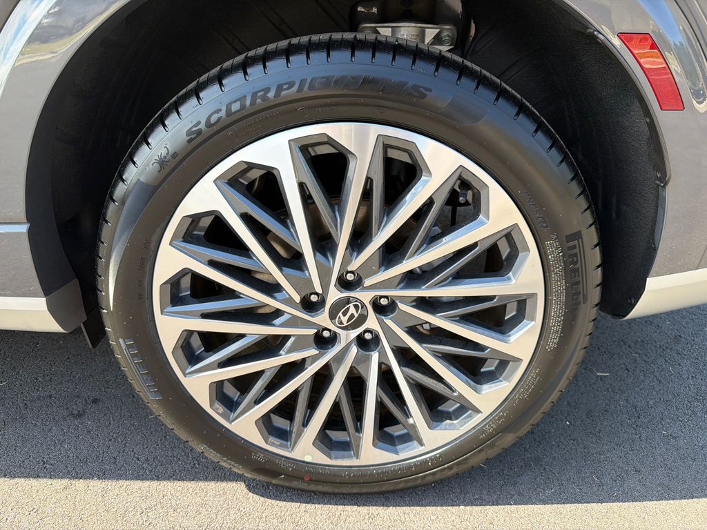 New 2026 Gray Hyundai Calligraphy image 20