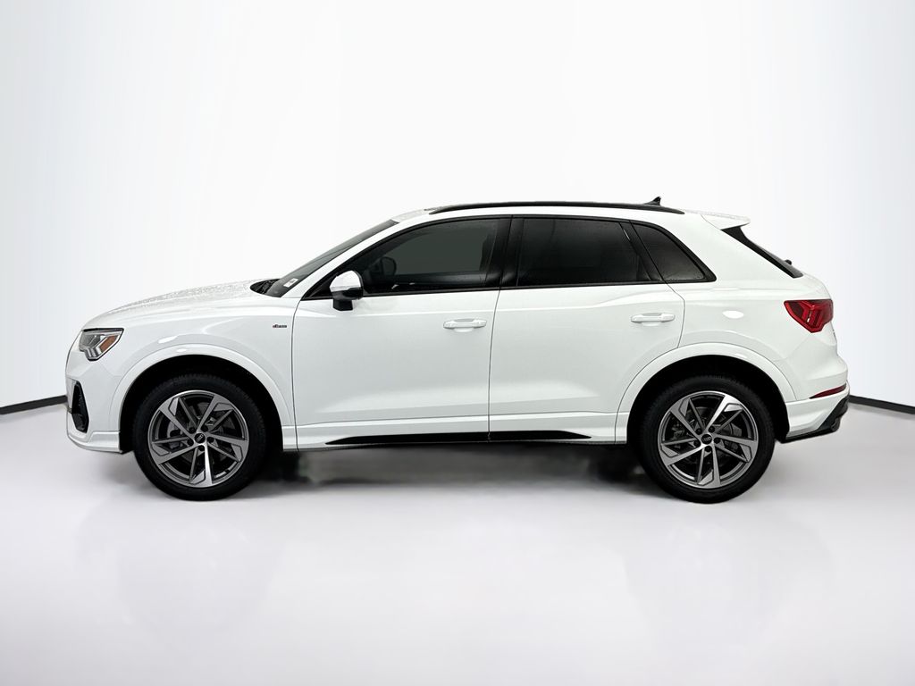 Thumbnail: 2025 Audi Q3 - 8