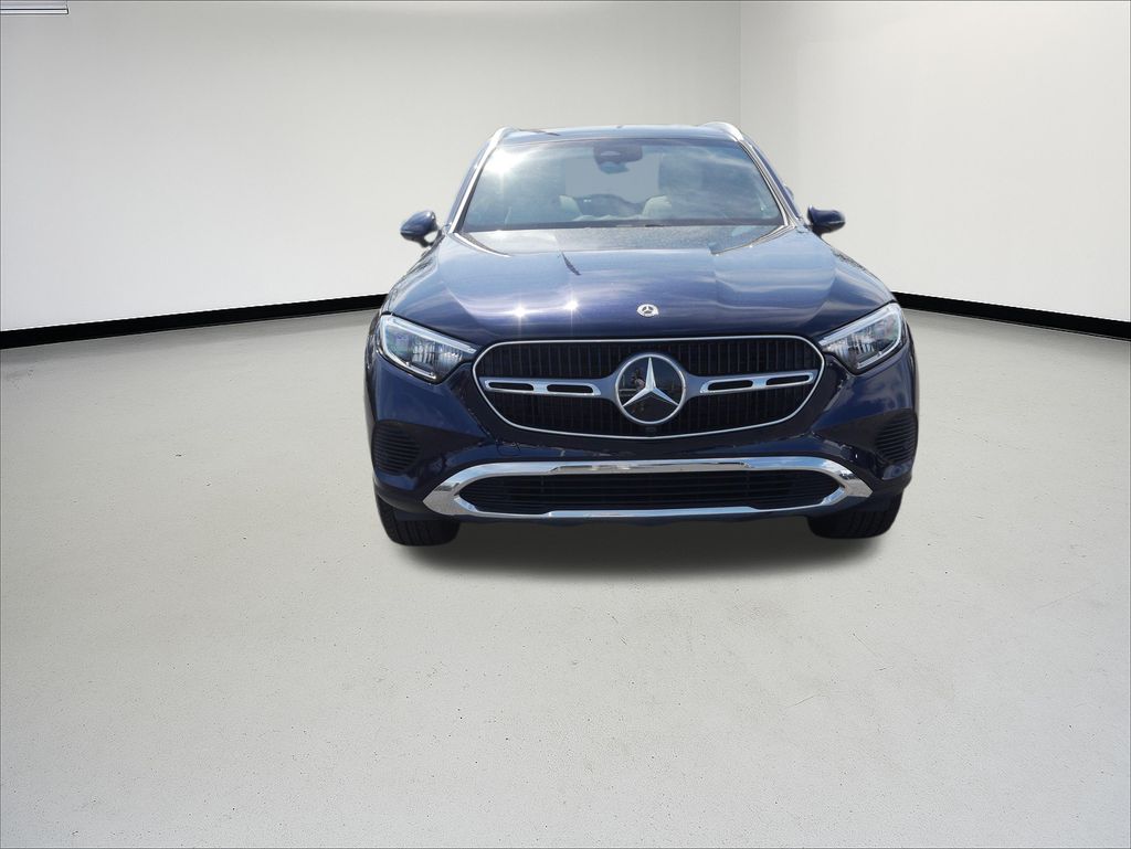 Thumbnail: 2024 Mercedes-Benz GLC - 8