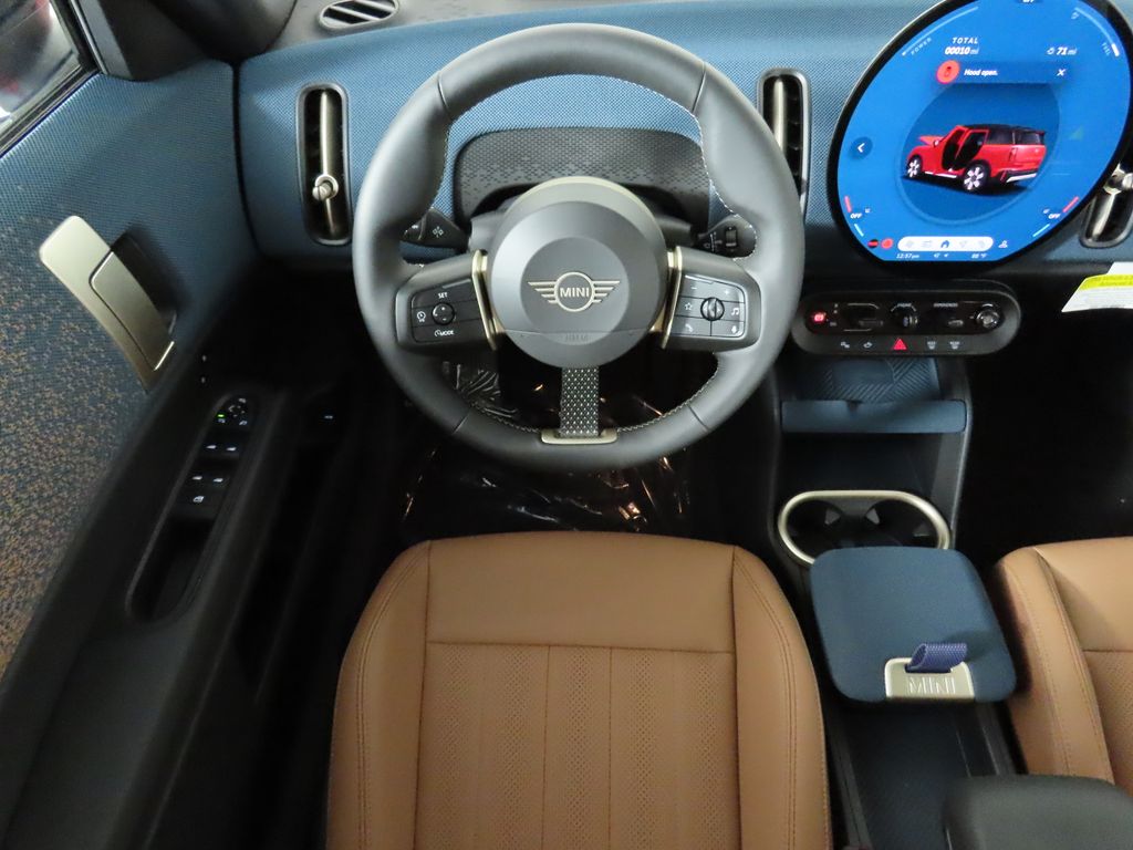 2025 MINI Cooper Countryman Signature 11