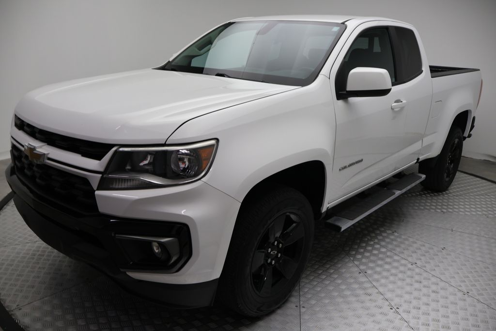 Thumbnail: 2022 Chevrolet Colorado - 2
