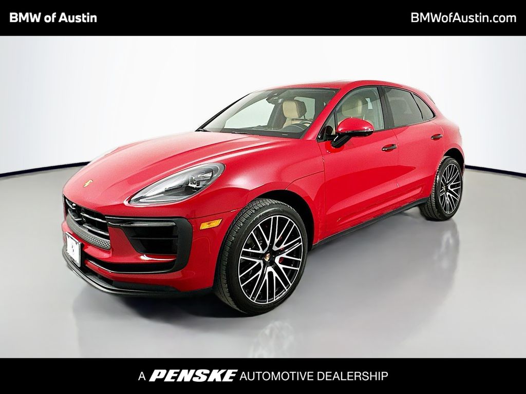 Thumbnail: 2023 Porsche Macan - 1