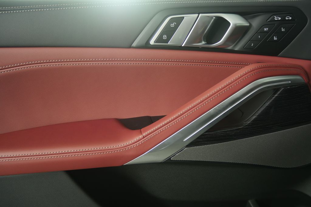 Thumbnail: 2026 BMW X6 - 8