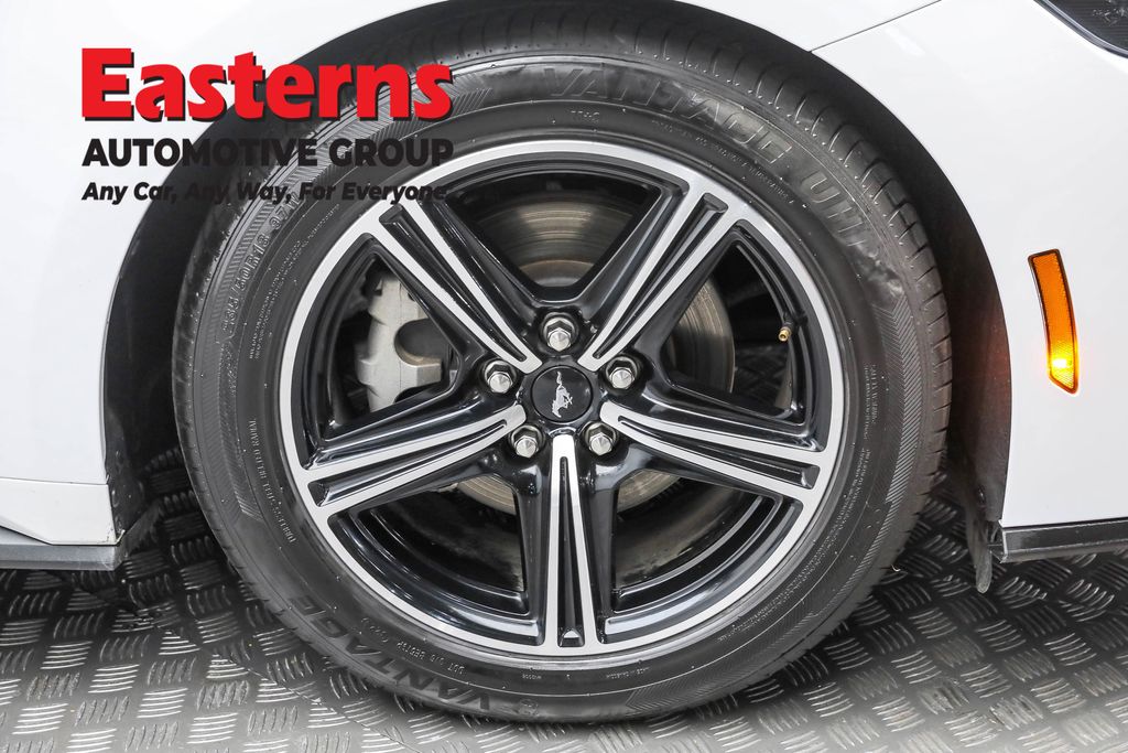 Used 2024 White Ford EcoBoost Premium image 29