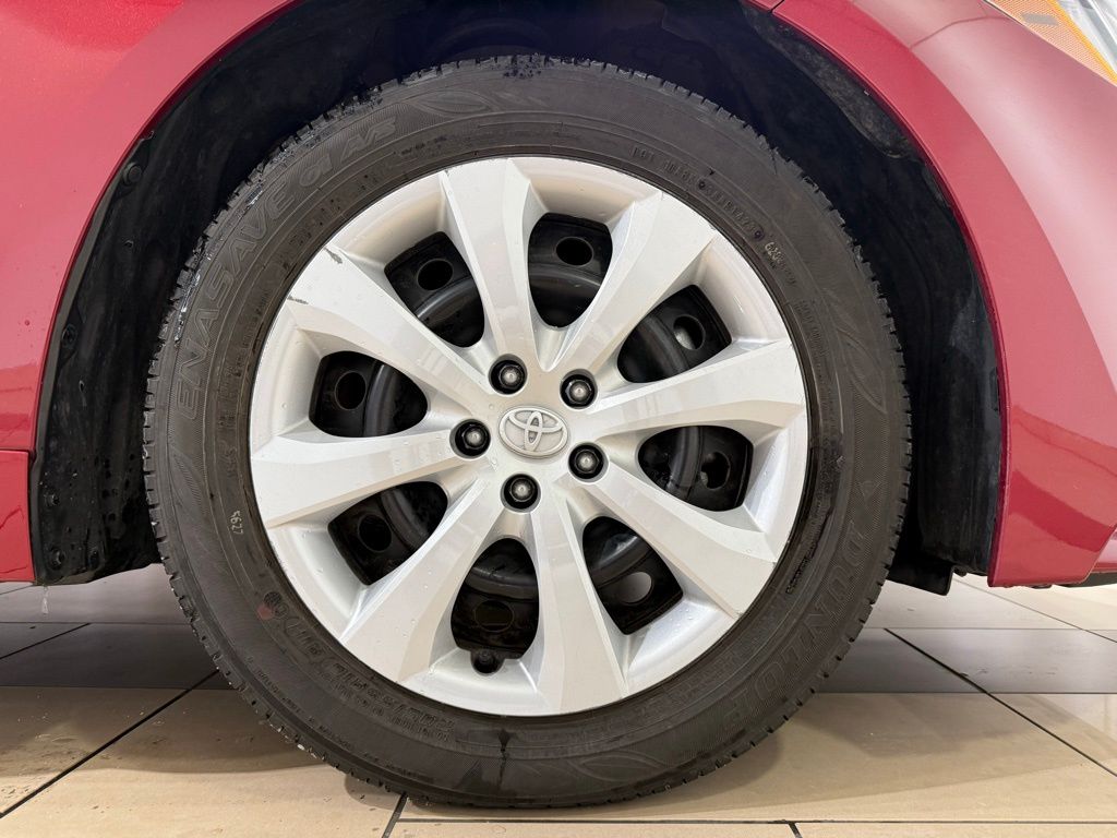 Thumbnail: 2025 Toyota Corolla - 9