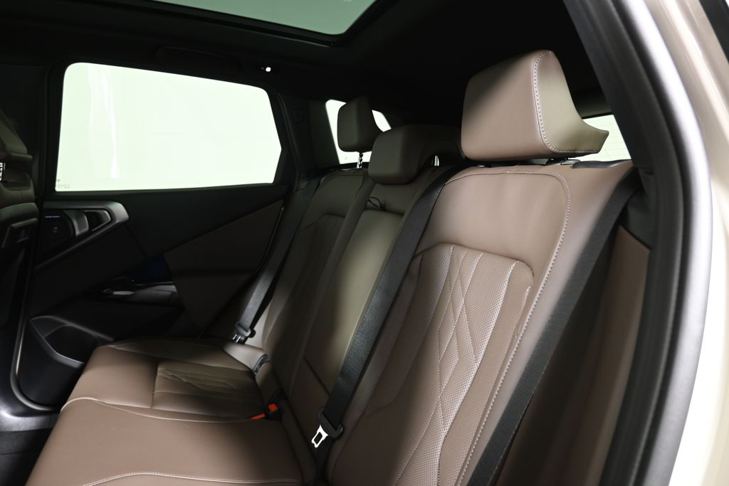 Thumbnail: 2026 BMW X3 - 4