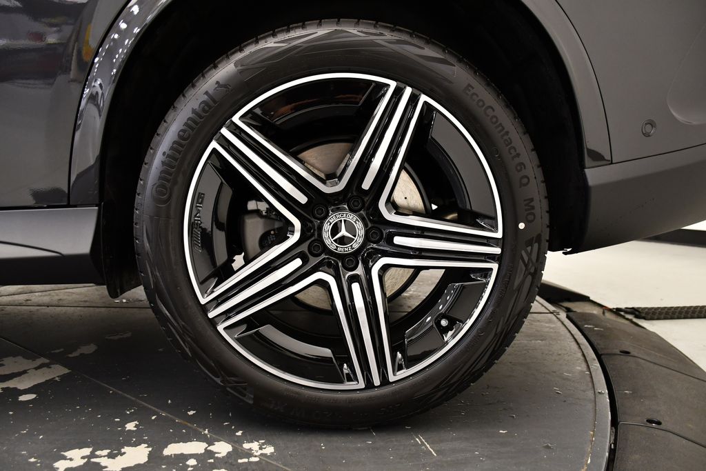 2025 Mercedes-Benz GLC 300 14
