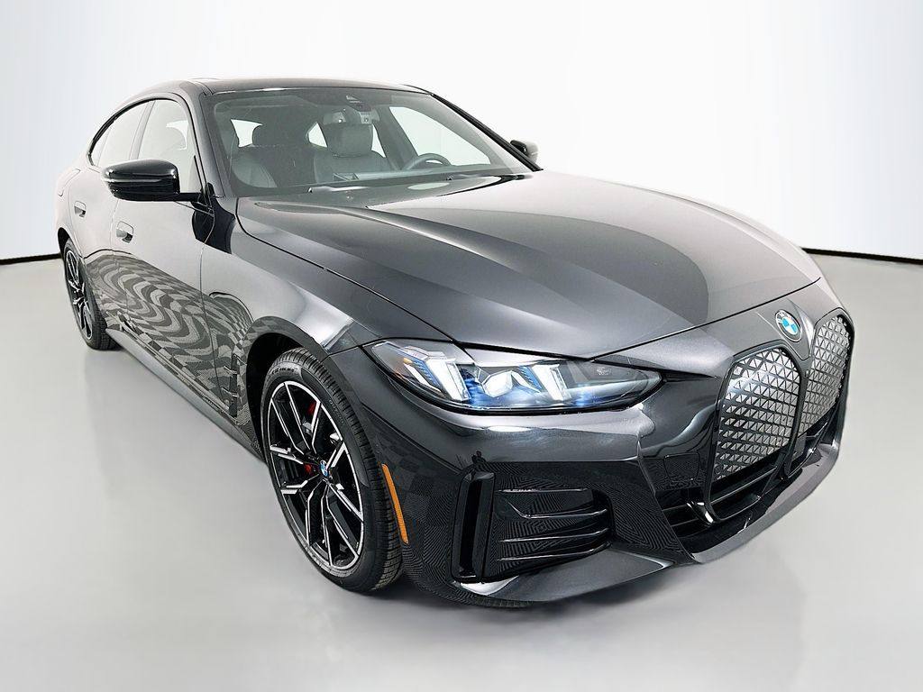 Thumbnail: 2026 BMW i4 - 3