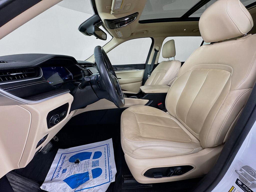 Used Car 2021 Jeep Grand Cherokee L  Limited For Sale Under $25,000 In Austin, Texas