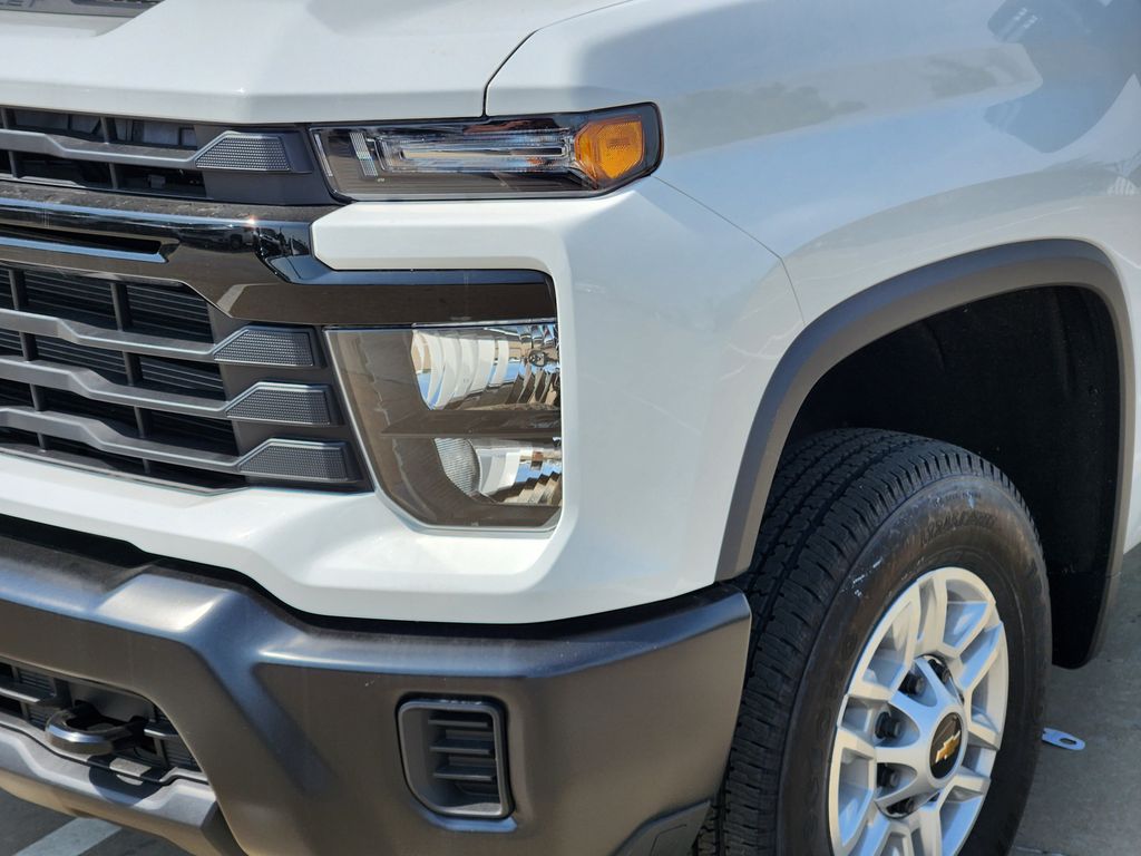 2025 Chevrolet Silverado 2500HD Work Truck photo 5
