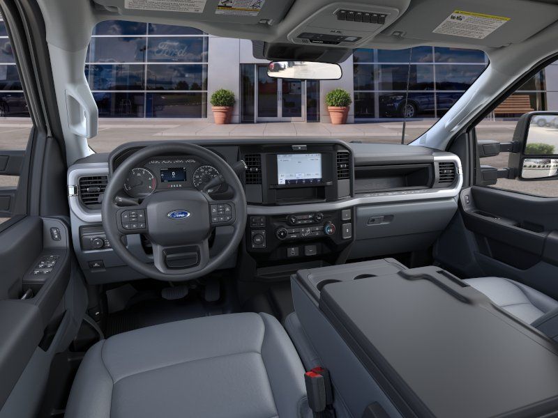 2026 Ford F-350 Chassis XL