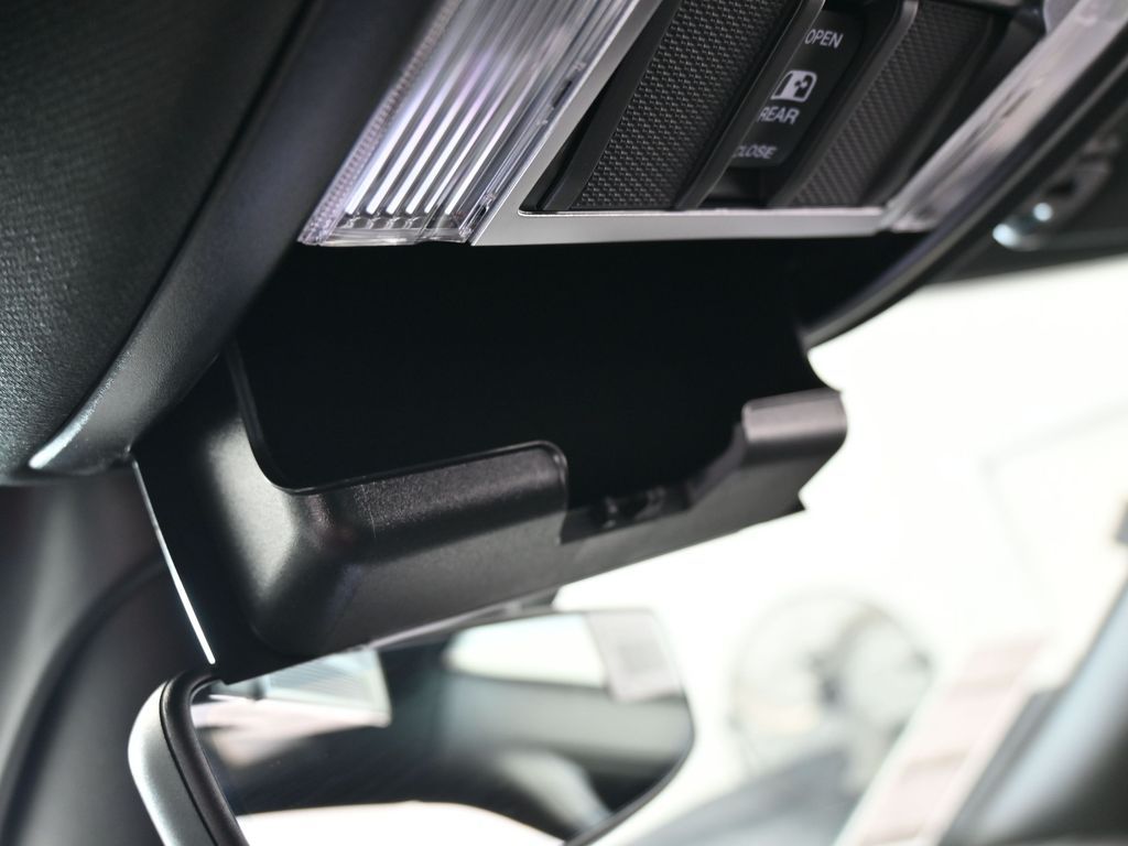 New 2026 Diamond Black Crystal Pearlcoat Ram Laramie image 34