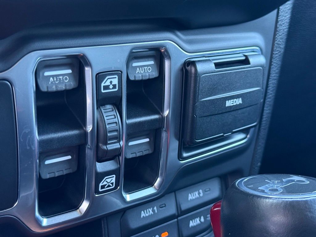 Used 2019 Black Jeep Unlimited Moab image 35