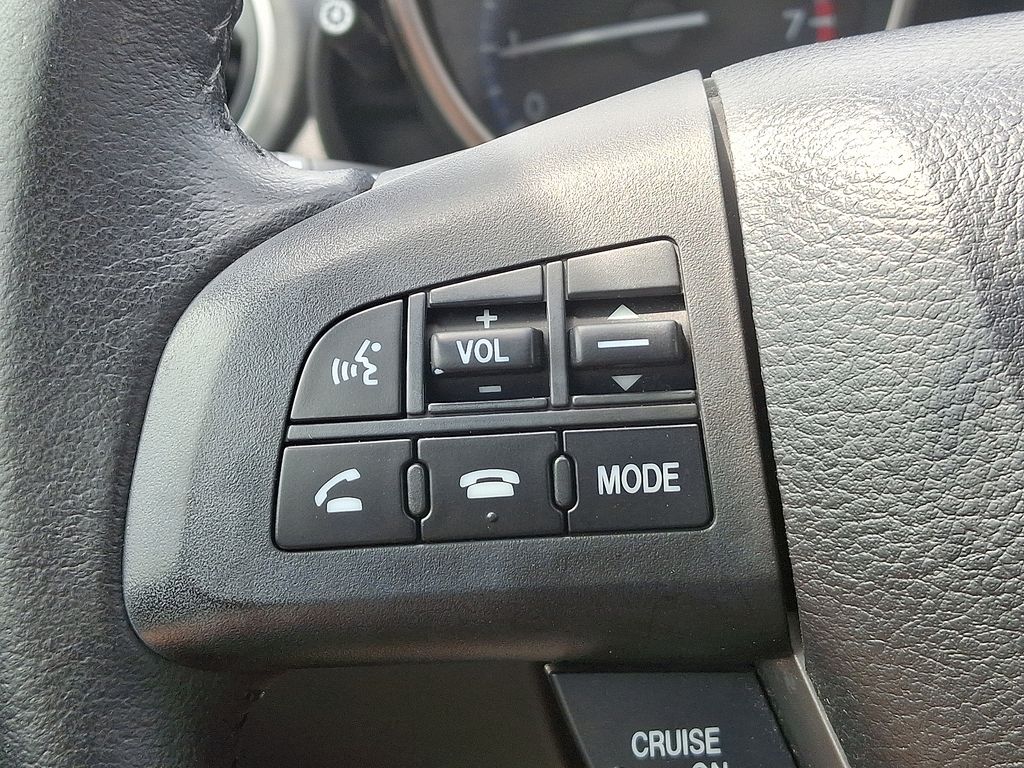 2013 Mazda Mazda3 i Touring 22