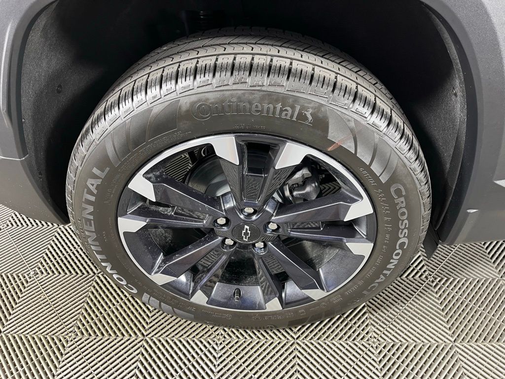 Thumbnail: 2026 Chevrolet Equinox - 16