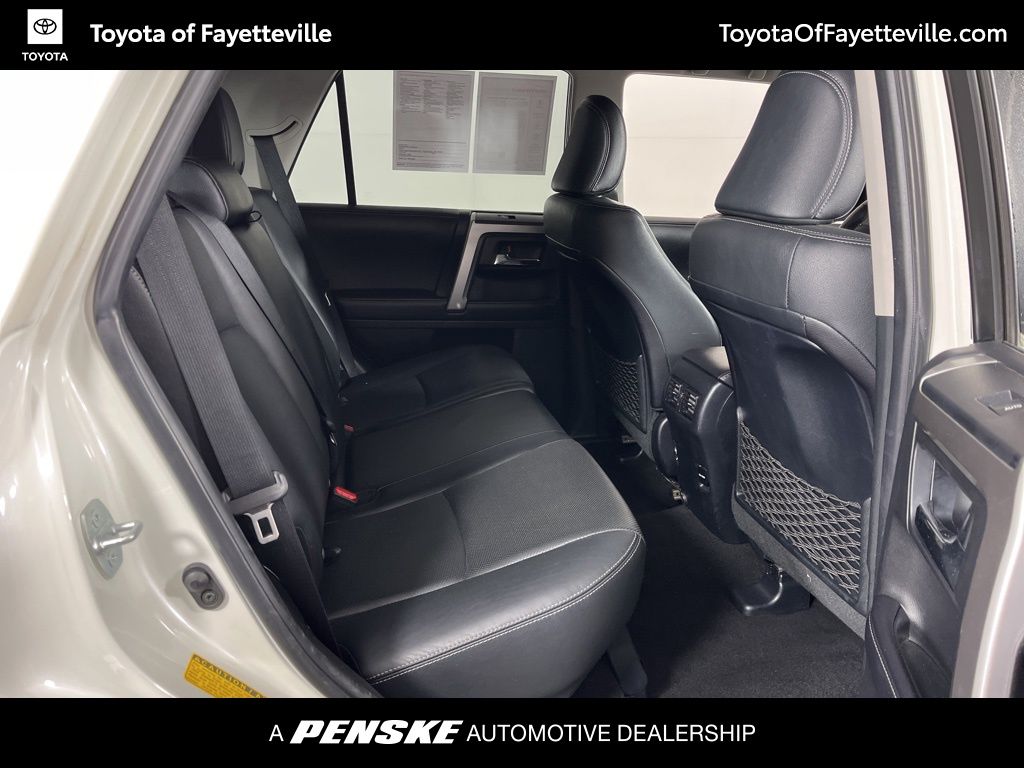 2016 Toyota 4Runner Limited 9