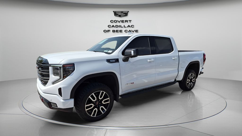 Used 2025 White GMC AT4 image 3