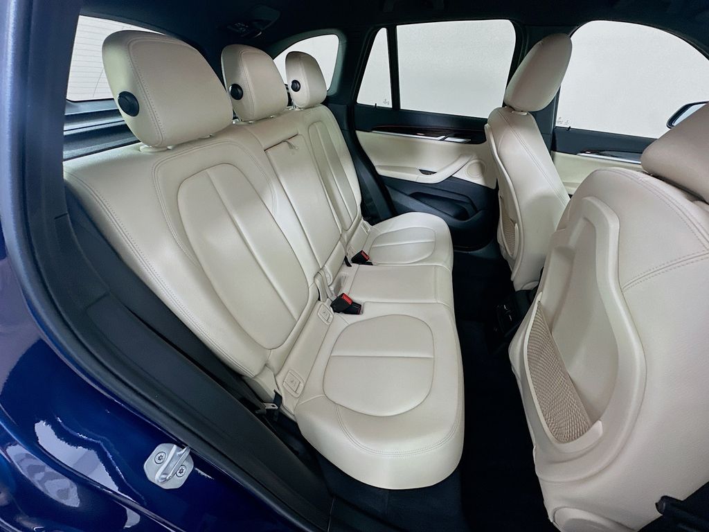 Thumbnail: 2016 BMW X1 - 27