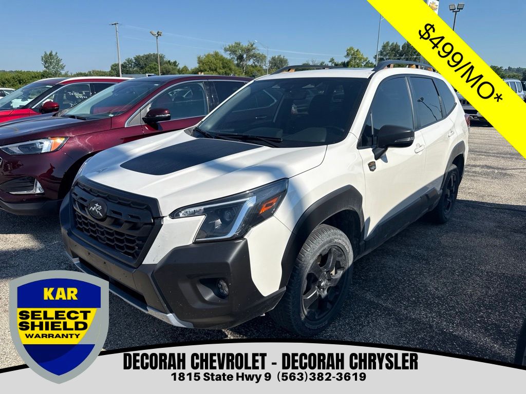 Crystal White Pearl 2022 Subaru Forester SUV / Crossover All-Wheel Drive Continuously Variable Transmission