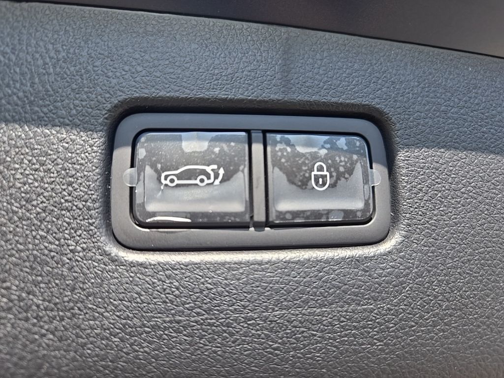 2026 Genesis GV70 Sport Prestige 30