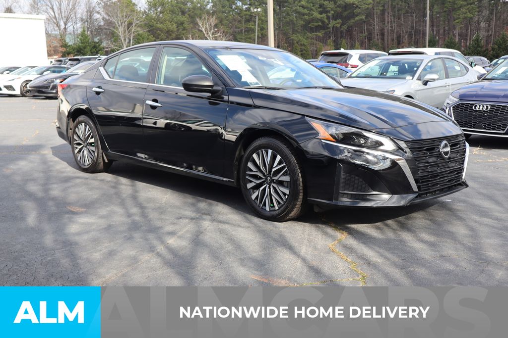 Used 2024 Black Nissan 2.5 SV image 5