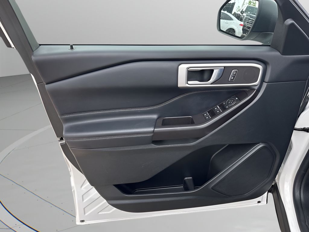 Used Car 2020 Ford Explorer  Xlt For Sale Under $25,000 In Austin, Texas