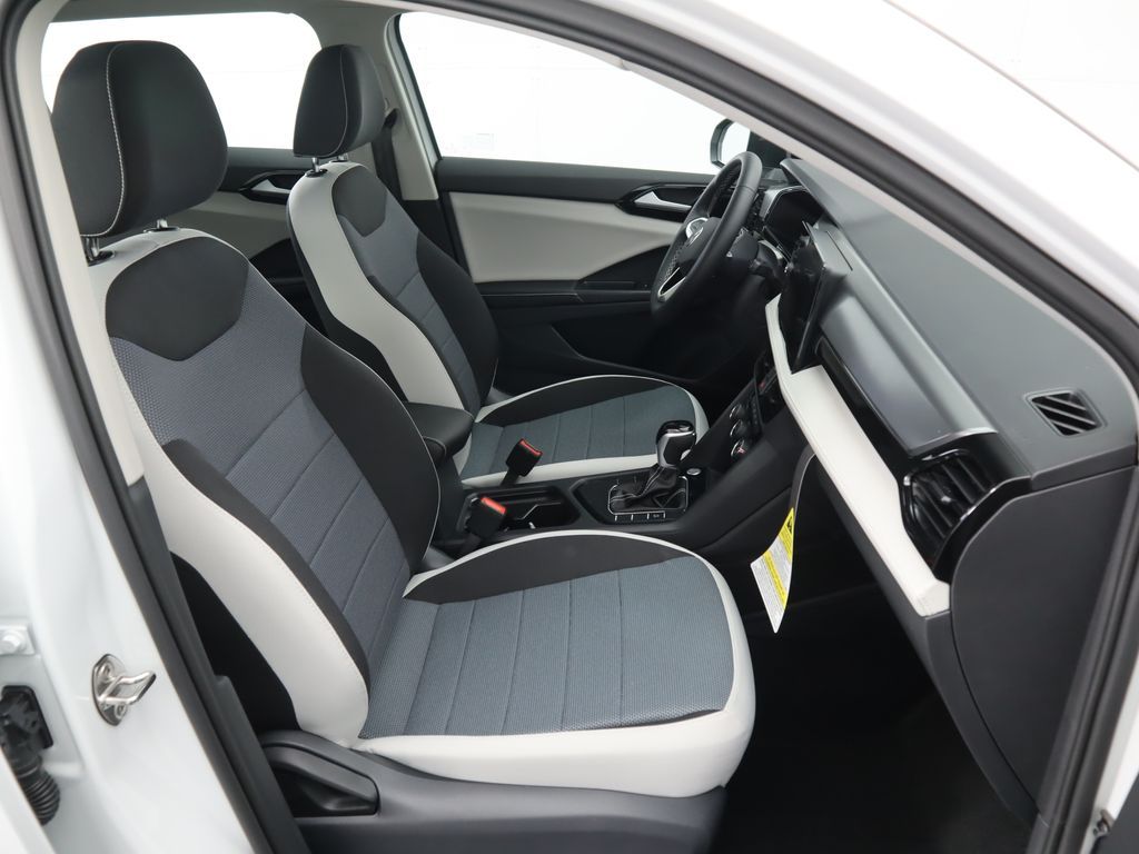 Thumbnail: 2026 Volkswagen Taos - 20