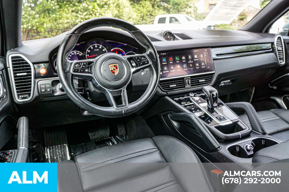 Used 2023 Silver Porsche Base image 27