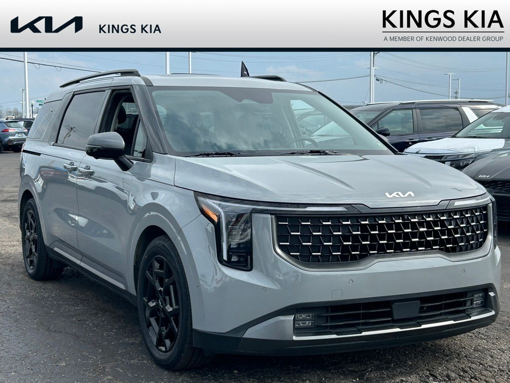 Ceramic Silver 2025 Kia Carnival SX Prestige FWD Minivan Front-Wheel Drive 8-Speed Automatic