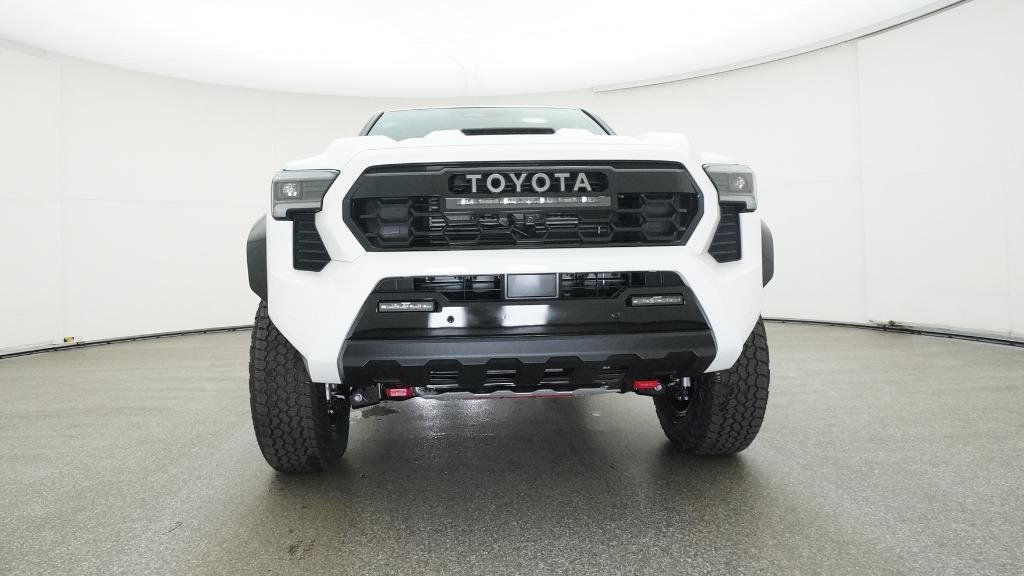 Thumbnail: 2025 Toyota Tacoma - 10